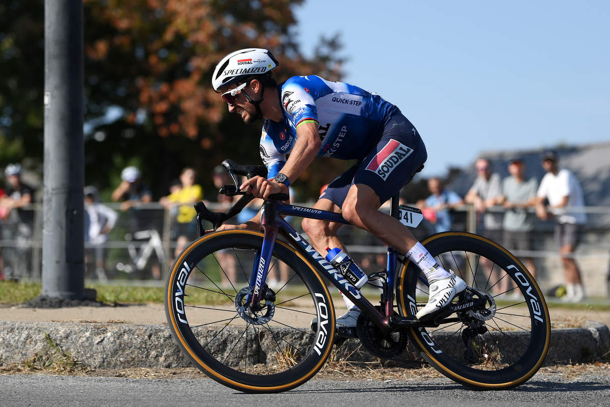 Strong Alaphilippe on the podium in Montreal Soudal Quick Step Pro Cycling Team